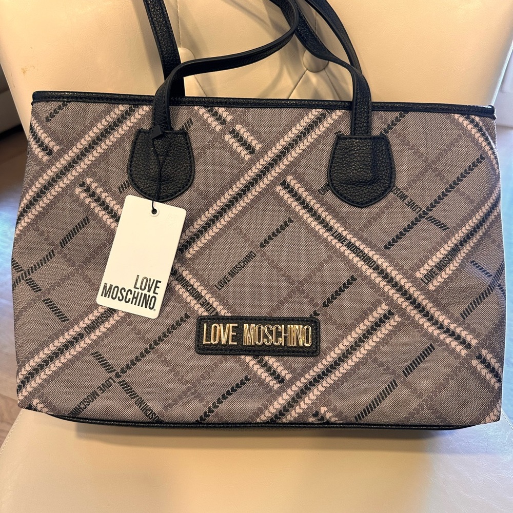 Love Moschino Black and Cream Tote Bag